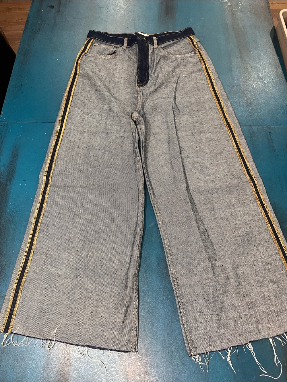 Zara Wide-Leg Women’s Denim Reverse Jeans Size 10